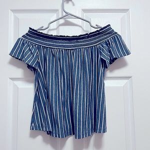 Off the shoulder AE blouse